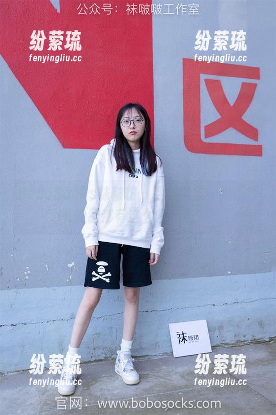 BoBoSocks袜啵啵 - 翻翻图集，稚予穿JK制服都有这么多‘花’？