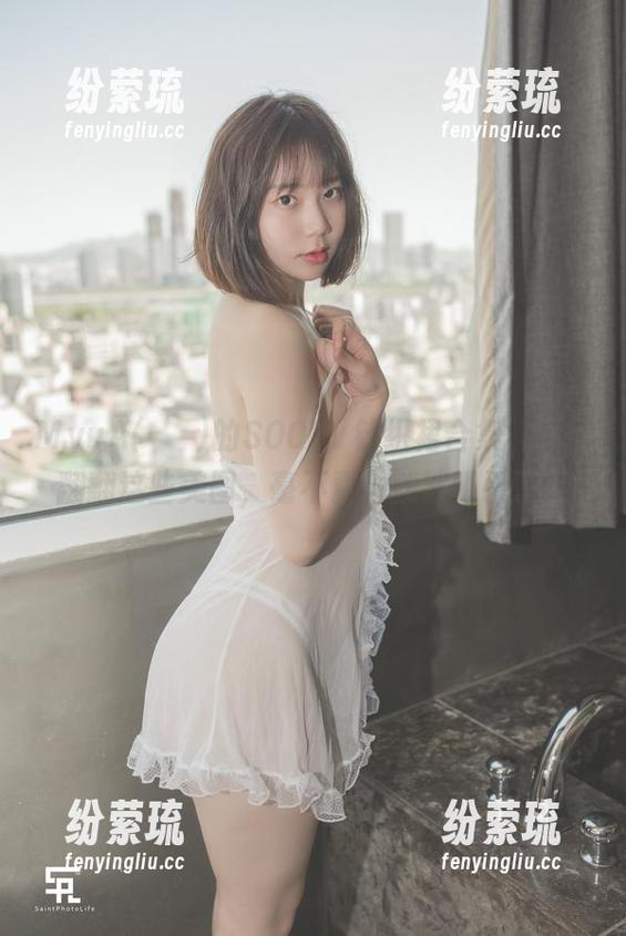MyuA(뮤아)的SOOTV针织裙合集，顺便翻翻这些美图，毫不费力就被吸引了。
