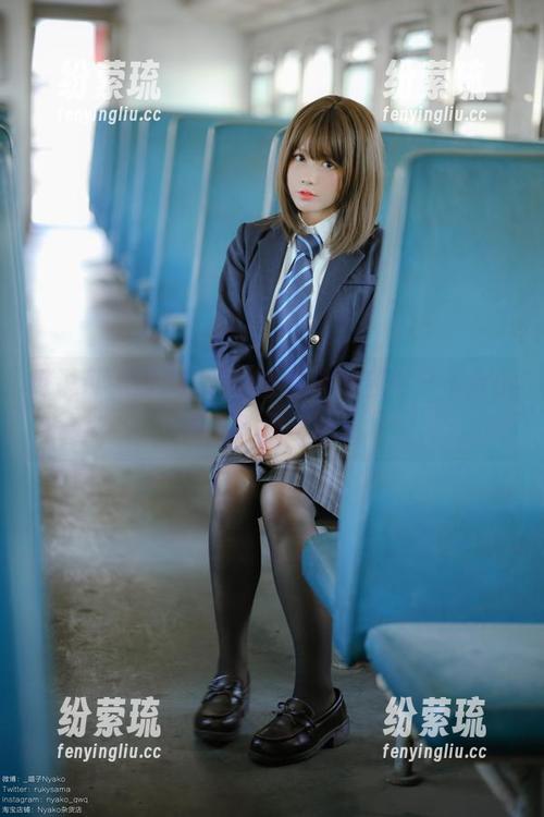 Nyako喵子 谁说Nyako喵子的初音白兔合集只适合小朋友?我不信!