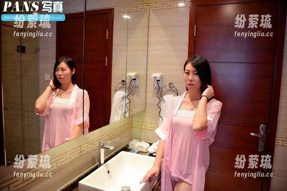 PANS-橘子 PANS - 橘子的和服写真集让我想起了一些奇奇怪怪的联想,下载后再说吧。
