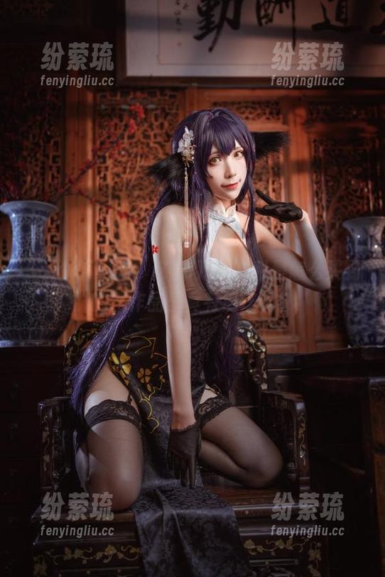 Sakiiii翎柒 Sakiiii翎柒,这10万粉福利是怎么买到的?作品里真有魔法吗?