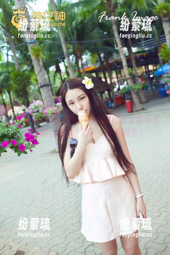 TGOD推女神-雪瑞Lisa TGOD推女神 - 雪瑞Lisa的美脚全套写真,我的目光像个逃兵,跑来跑去。