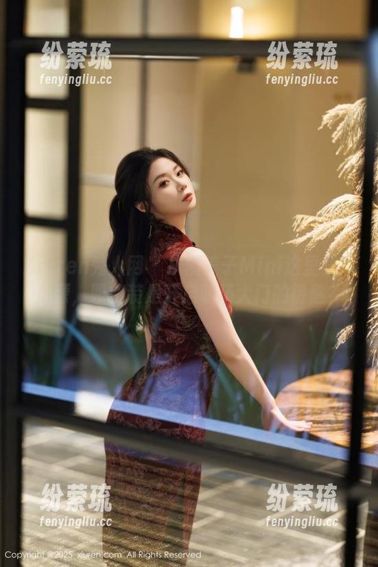 Xiuren秀人网 - 从糯美子Mini这里获取资源，职业装是开启职场大门的钥匙？