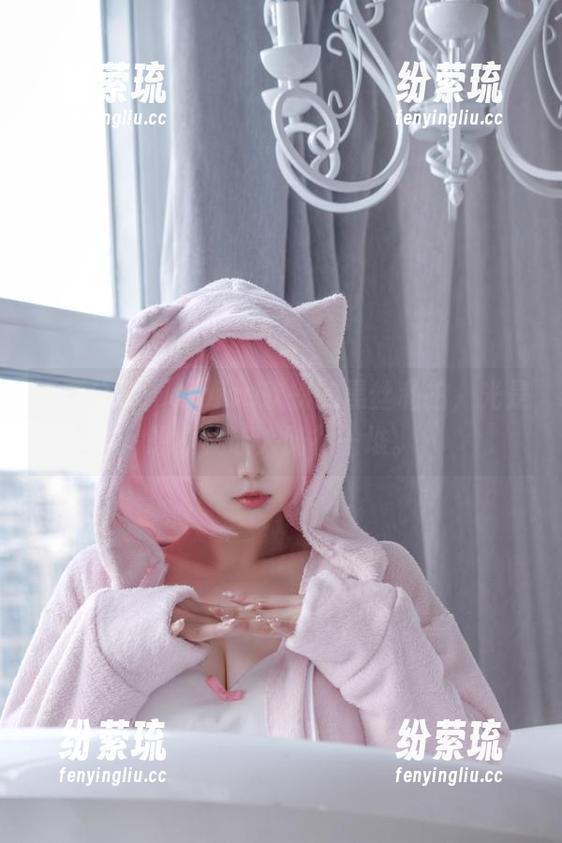 资源分享：eloise软软的黑丝私拍，光是想象就让人脑补一堆。