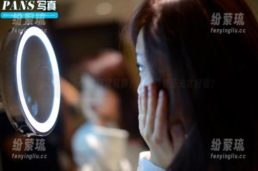 pans-沁沁 pans - 沁沁的短裙写真,谁说要有圣光才好看?