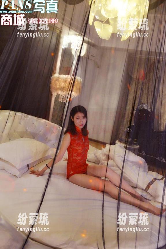 pans-诗诗 pans - 画外音:校服里的诗诗原图与图集,别有一番风味