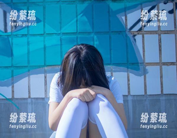今汐红裙套图，怎么能这么撩？令人捧心又无奈！