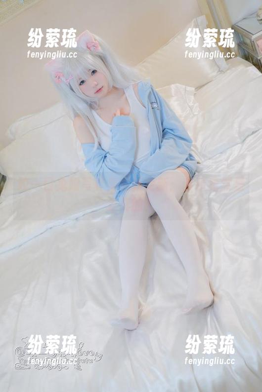 咬一口兔娘 咬一口兔娘写真集最新更新:套装竟然是这样的?