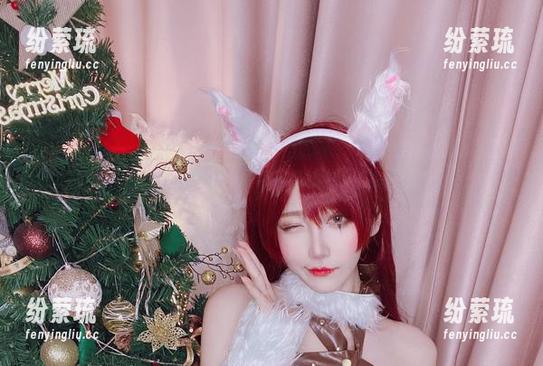 啾小妍 一套辣眼睛的吊带:啾小妍来没来?