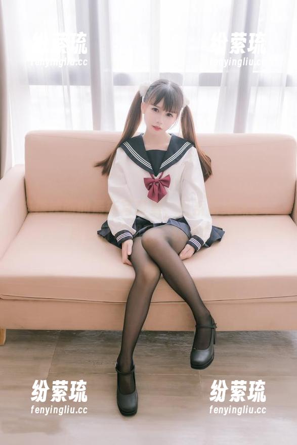 喵糖映画的最新写真集，日系清纯妹子，能否打动那颗柔软的心？