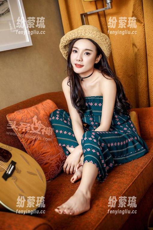 头条女神-语溪 头条女神 - 内衣与语溪的套图,相遇在一个无声的时刻…
