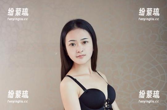 尤物馆-陆萱萱Cecilia 尤物馆 - 女王陛下降临!最新图包带你见识陆萱萱Cecilia的“威严”