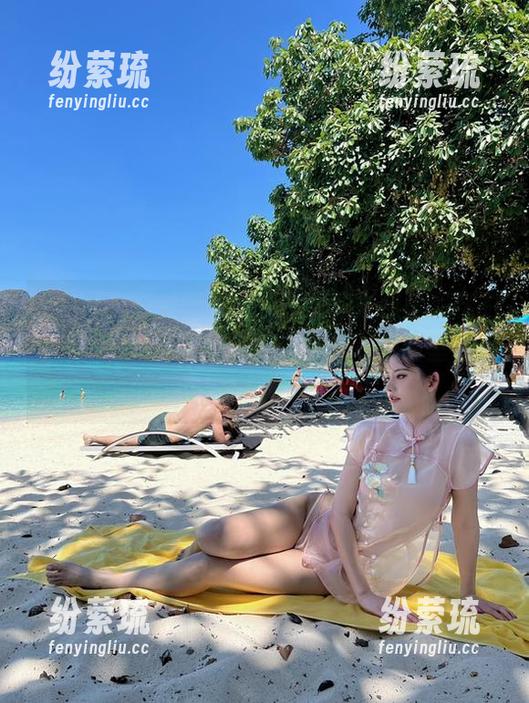 微密圈 - 就是阿朱啊婚纱无圣光合集，穿的可不只是纱，美得像是直接从朋友圈里蹦出来的梦。