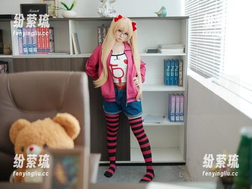 幼水铃衣 图片拥抱:无敌小猫猫和幼水铃衣,来下载你的专属喵喵!