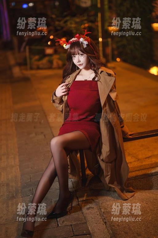 抱走莫子 抱走莫子,套装图集——孤独的衣橱会议