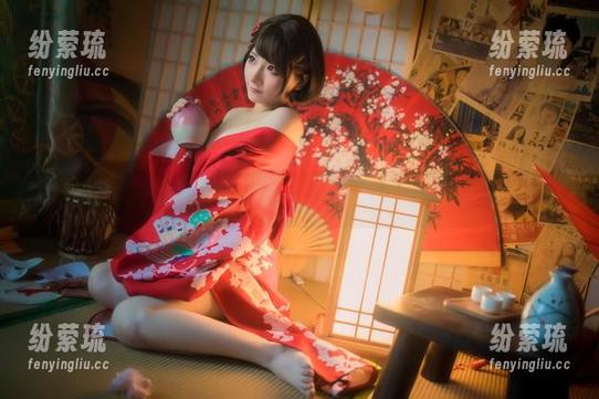 是三不是世w 这图集也是够出乎意料的,瞧“是三不是世w”的和服细节。