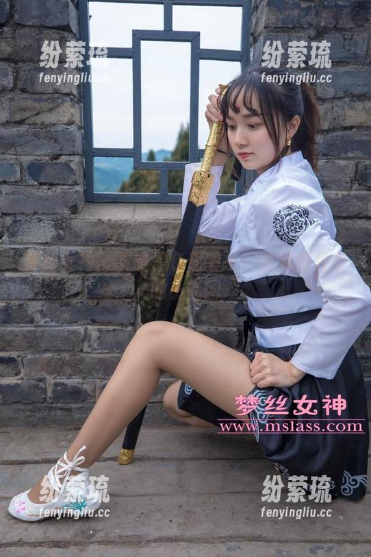 梦丝女神 - 灵唯黑色图鉴——高清照片中的小谜团