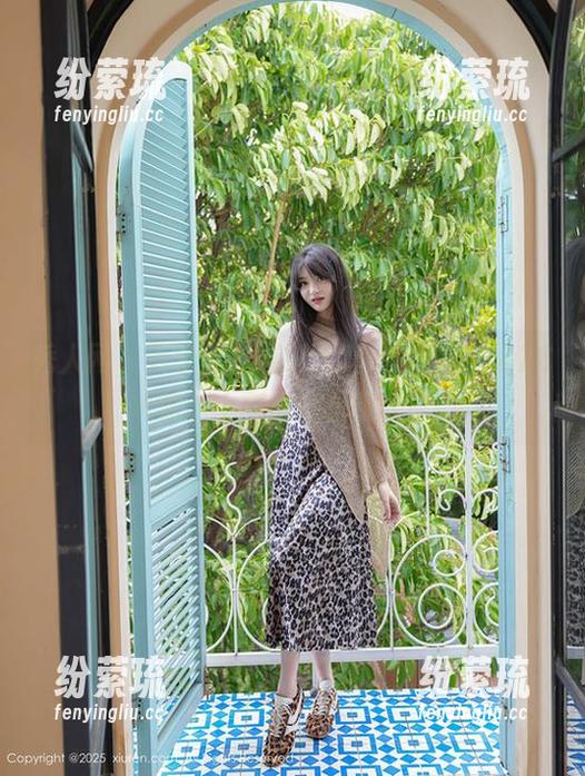 秀人网-李雅柔182CM 秀人网 - 万宁旅拍在线写真,李雅柔182CM你这小甜心真是不简单。