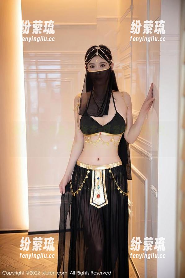 秀人网-李雅柔 秀人网 - 李雅柔+泳衣=可爱的私房图包,直击你的心灵