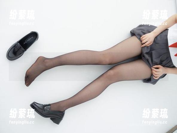 紧急企划-奶糖 紧急企划 - 假装认真看高清写真,其实我就想说奶糖好可爱!