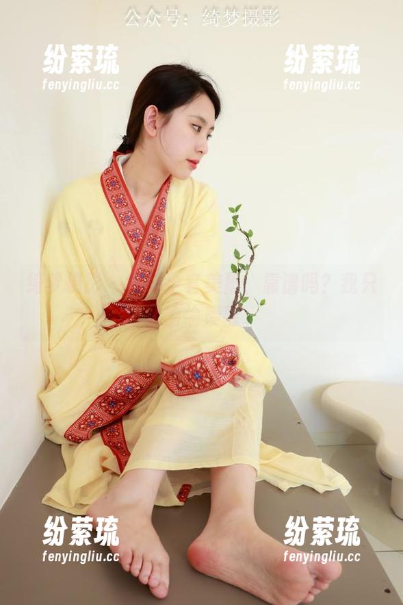 绮梦摄影-耶耶 绮梦摄影 - 耶耶全套美脚,靠谱吗?我只敢偷偷羡慕。