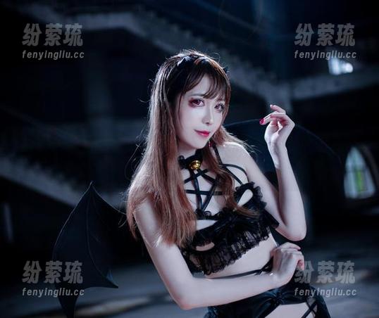 翎柒菜菜 看翎柒菜菜的美图,我觉得10万粉福利是个很危险的概念啊!
