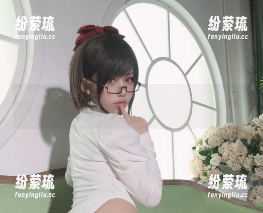 2B黑花嫁，芊川一笑MNK的私房写真，动静之间，有什么要回头的？