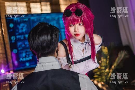 阿九从不咕咕 阿九从不咕咕的猫耳娘,照片八成藏着小心机的内容吧