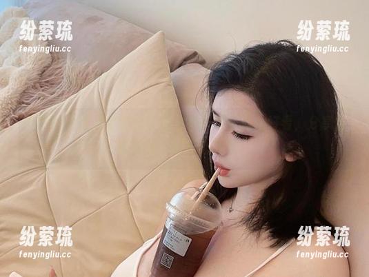 微密圈 - 又是阿色的红色内衣！怎么那么好看，分享这些美图，我真心服气！