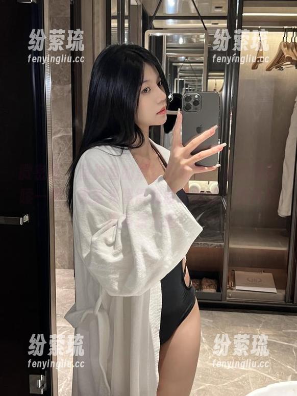 鱼神鱼 微密圈 - 鱼神鱼的黑丝豹纹秀,竟然没啰嗦一声,无圣光照得我眼花缭乱,图片只想多看几遍!